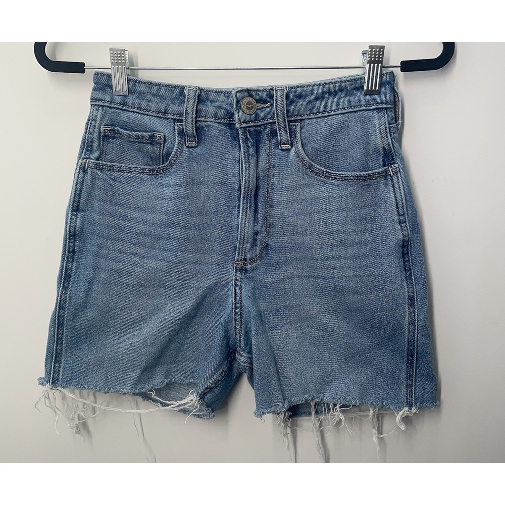 HOLLISTER Curvy Ultra High Rise Mom Shorts Cut Offs Vintage Stretch Size 2 W26
